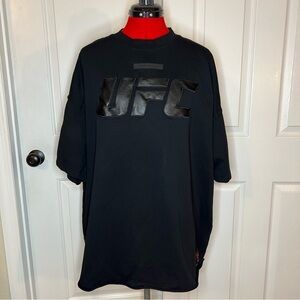 UFC Saint Morta Raised Leather Logo Black Short Sleeve T Shirt Mens XL Raw Hem